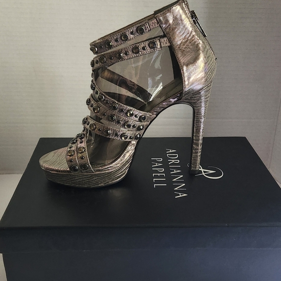 Adrianna Papell strappy heels sz 6 neww/ box gun metal studded platform ret$128 - Picture 4 of 10